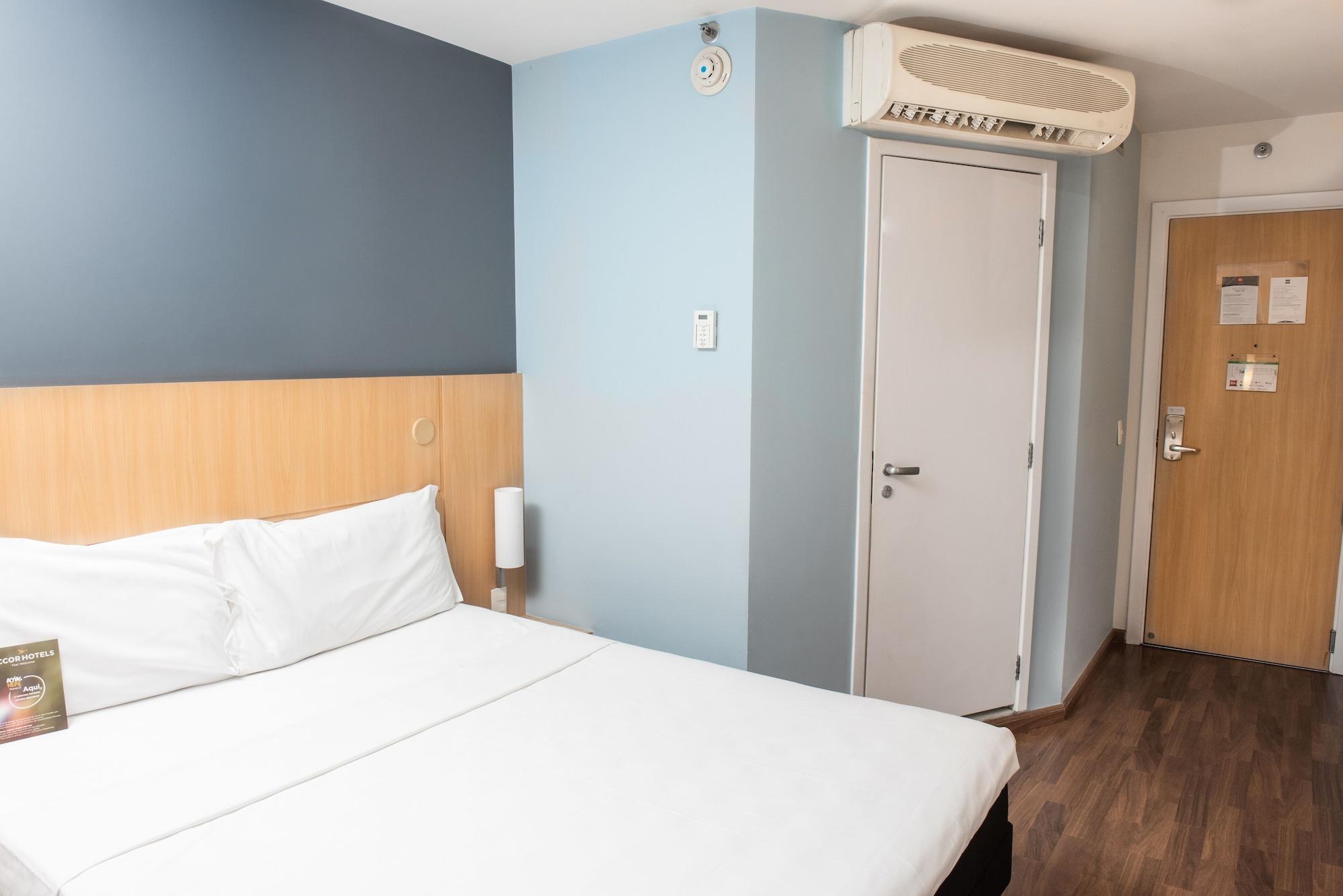 Ibis Rio De Janeiro Santos Dumont Hotel Exterior foto