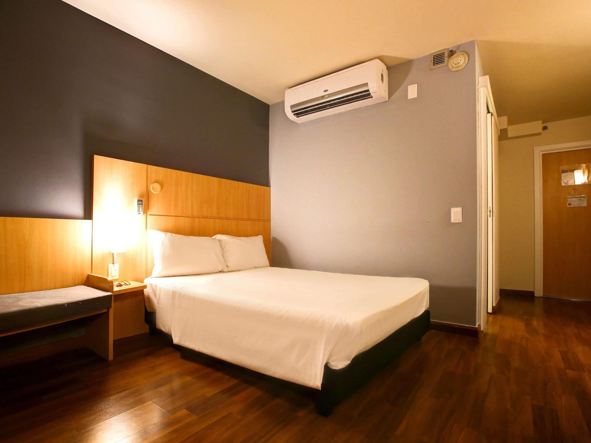 Ibis Rio De Janeiro Santos Dumont Hotel Exterior foto